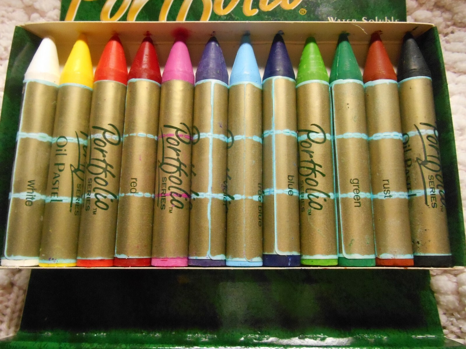 NEW Portfolio Series 24 Oil Pastels Water Soluble #3624 NEW in Box OSR2