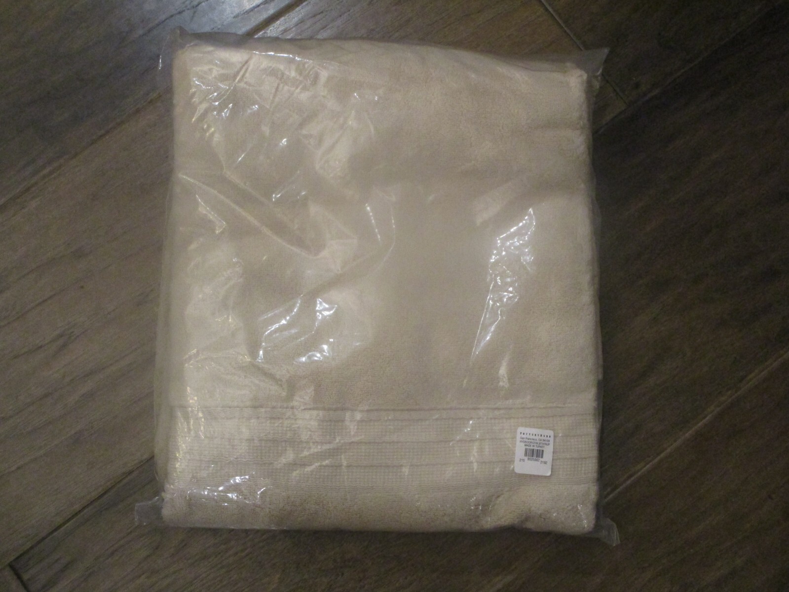 POTTERY BARN CLASSIC ORGANIC SIMPLY TAUPE BATH TOWEL  NEW