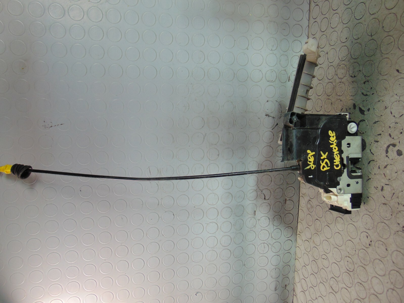 Serratura posteriore sinistra JEEP GRAND CHEROKEE 2015 P04589923AFA