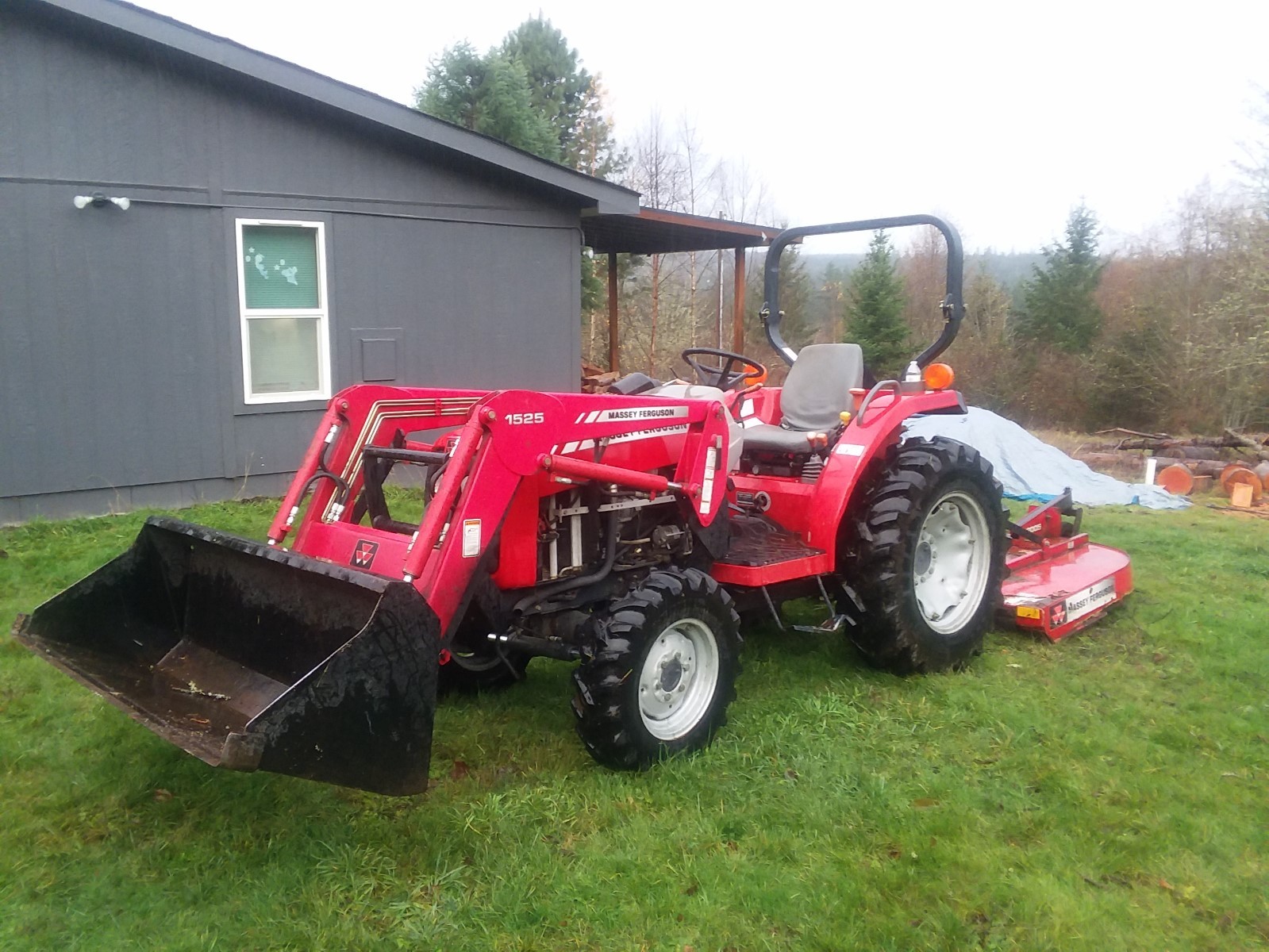 MASSEY FERGISON 1533 TRACTOR LOADER BRUSH HOG BOX BLADE RAKE ROTOTILLER