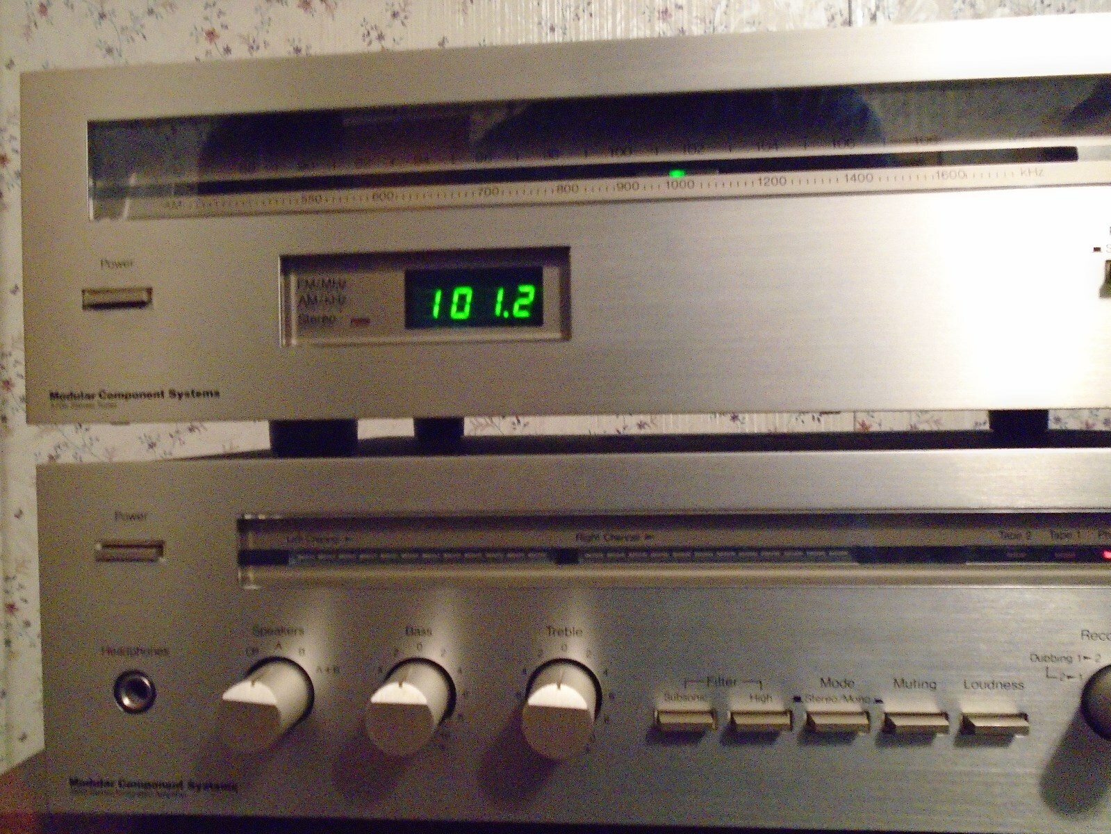 MCS 3705 AM/FM Stereo Tuner Brushed Aluminum Japan