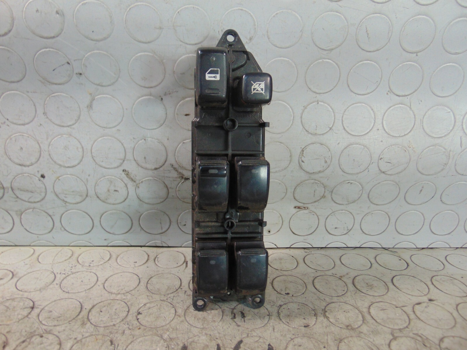 Pulsantiera alzavetri anteriore sinistra TOYOTA AVENSIS VERSO 8404044030