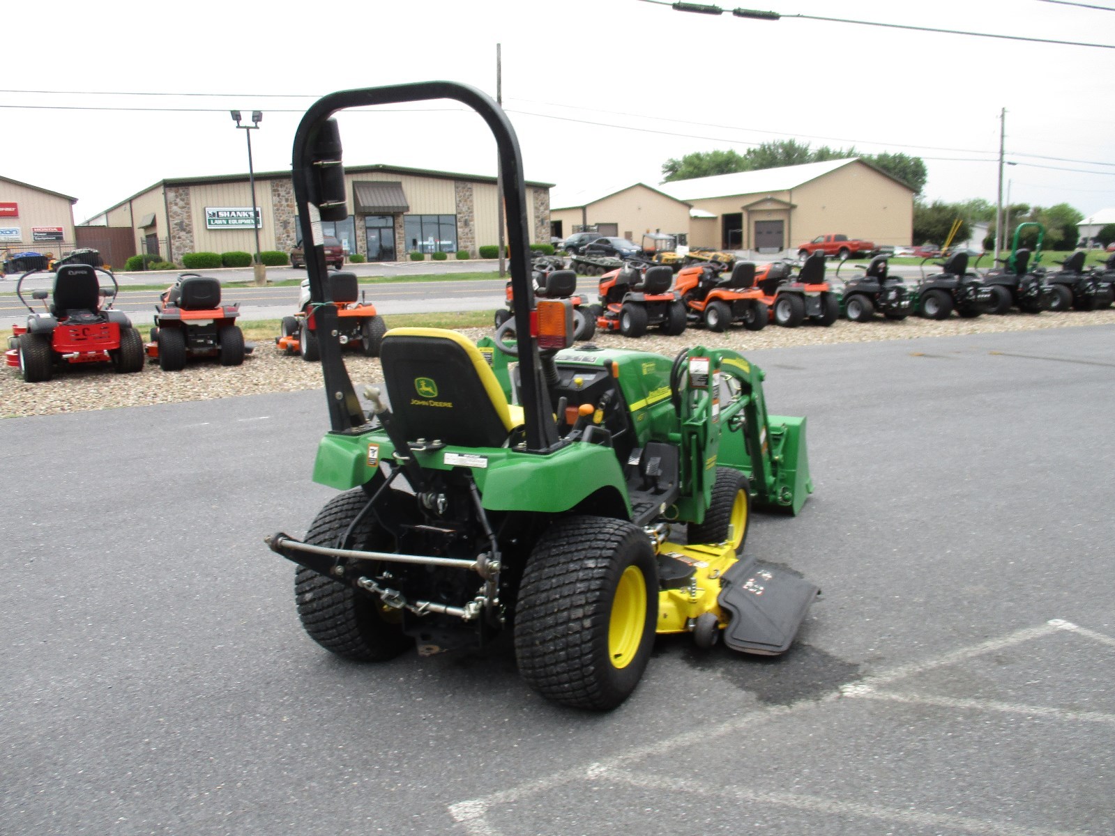 2010 John Deere 2305 Tractor Loader Belly Mower