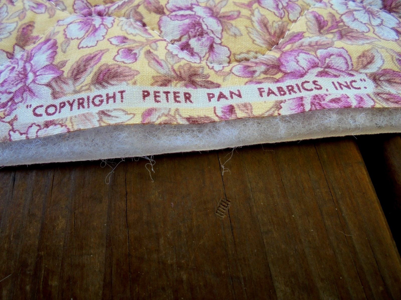 VTG PETER PAN FABRICS QUILT MATERIAL 60