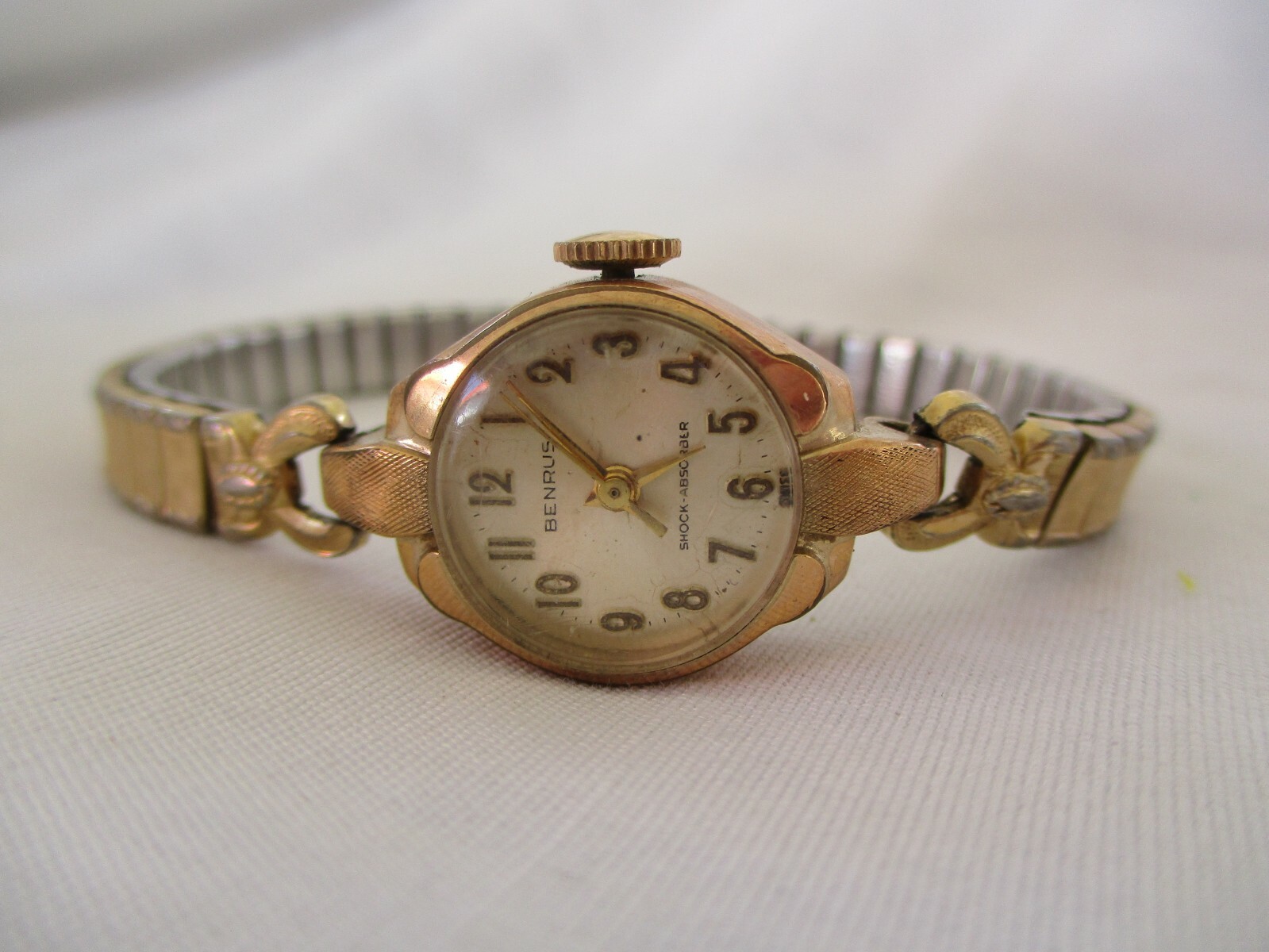 Benrus 20 Mikron Gold Elektroplatte Lunette Aufzieh Armbanduhr mit Erweiterungsb