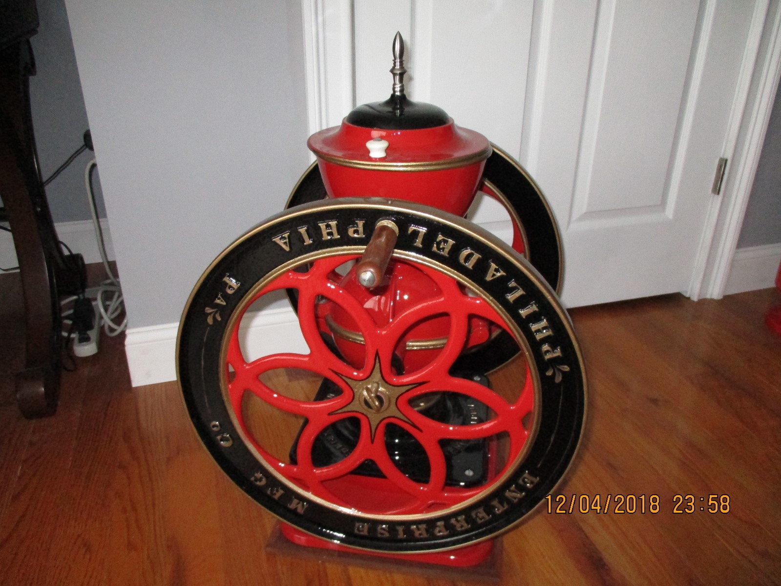 Vtg 19th c ENTERPRISE MANUFACTURING CO. NO.9 Coffee Mill Grinder