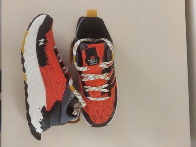 Balance Women's Fresh Foam Hierro V5 Trail Running Shoe, Toro Red/Black, 5