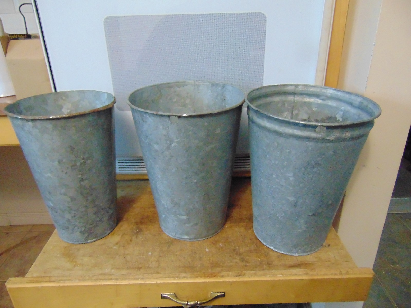 3 maple syrup sap bucket old galvanized buckets planter flowers  # 6893