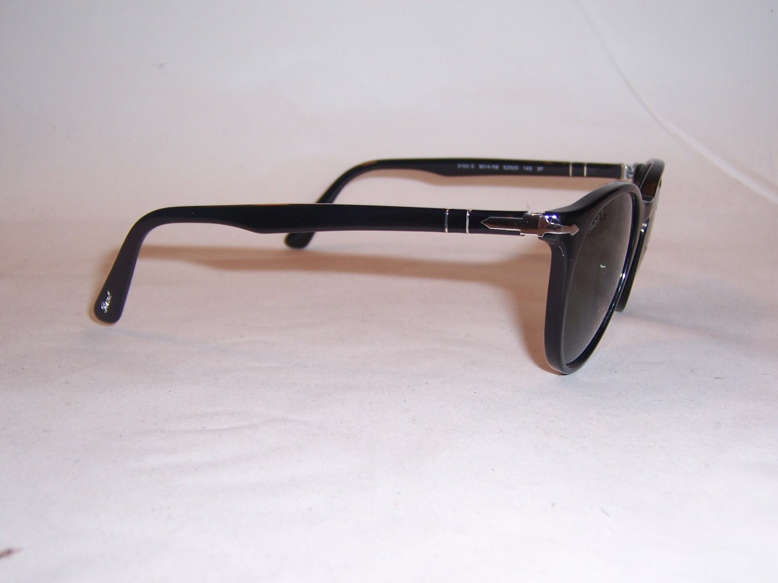 Pre-owned Persol Sunglasses Po 3152/s 901458 Black/green Polarized 52mm Authentic