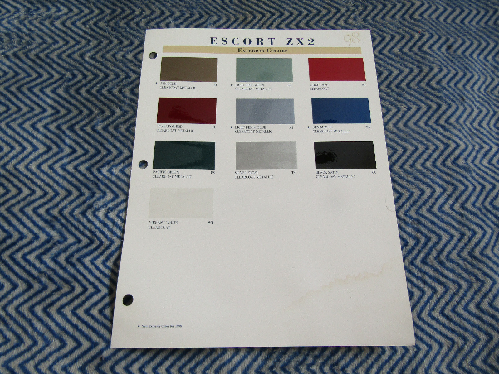 トップ 1998 FORD ESCORT ZX2 FACTORY SALESMANS DEALER ALBUM COLOR 工芸品