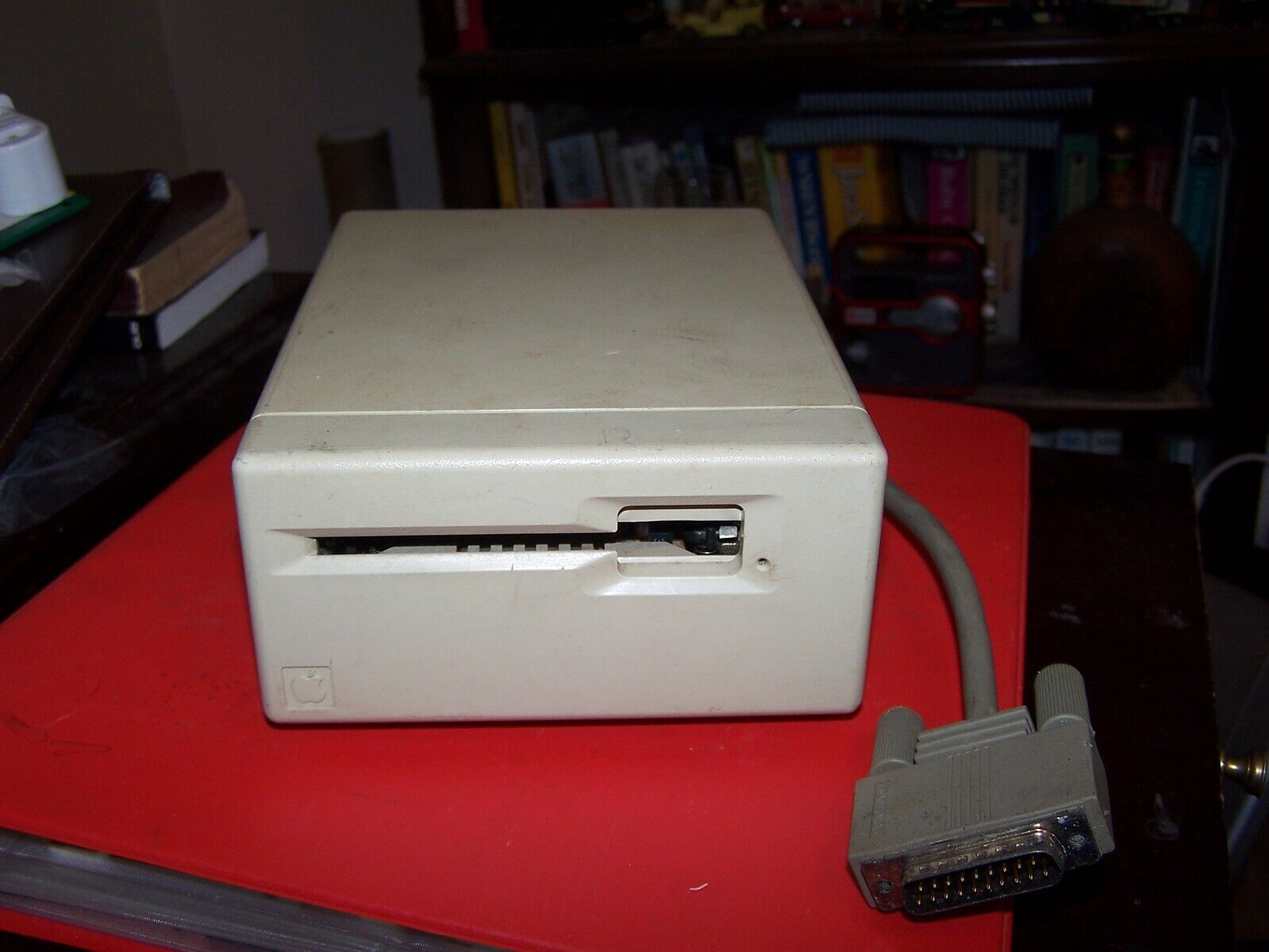 Apple Macintosh M0130 External 400k Floppy Disk Drive | eBay Apple Macintosh M0130 External 400k Floppy Disk Drive | eBay