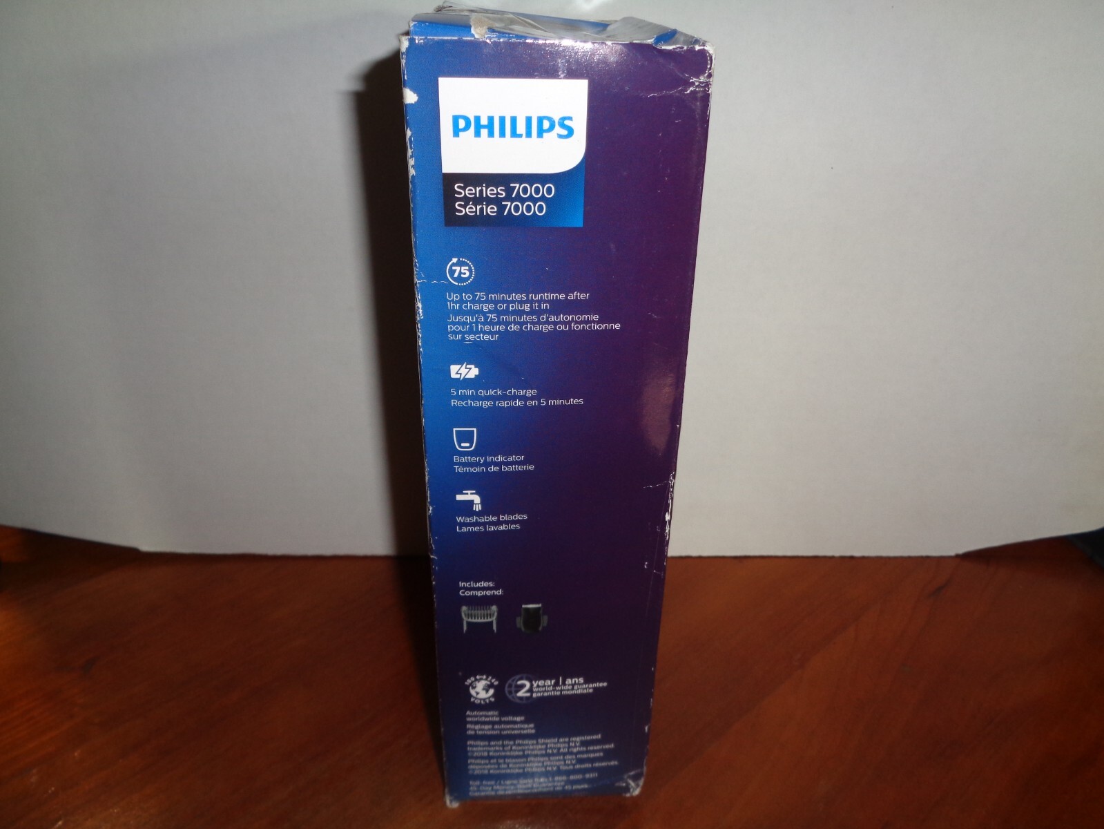 Philips Norelco Cordless Vacuum Beard Trimmer BT7500/15 with 20 Length Settings