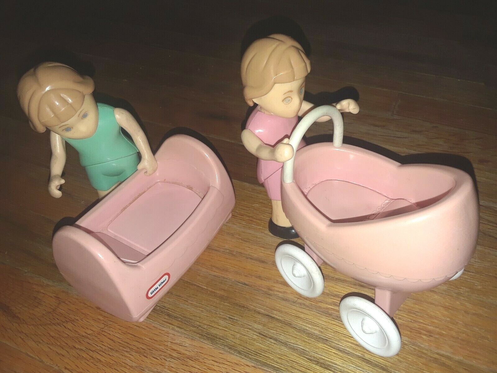 Little Tikes Dollhouse Baby Cradle Crib Stroller Buggy Girl Daughter Doll Figure
