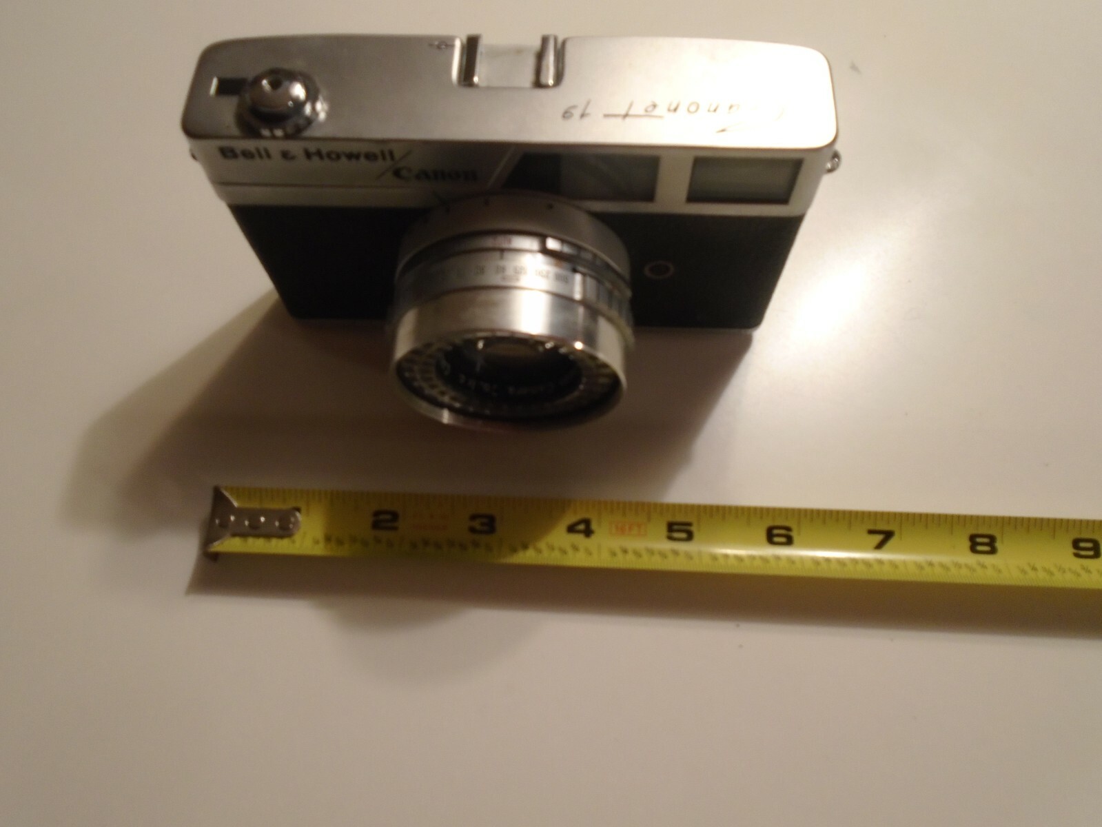 Canon Canonet QL19 45mm 1:19 Film Camera Bell&Howell *For