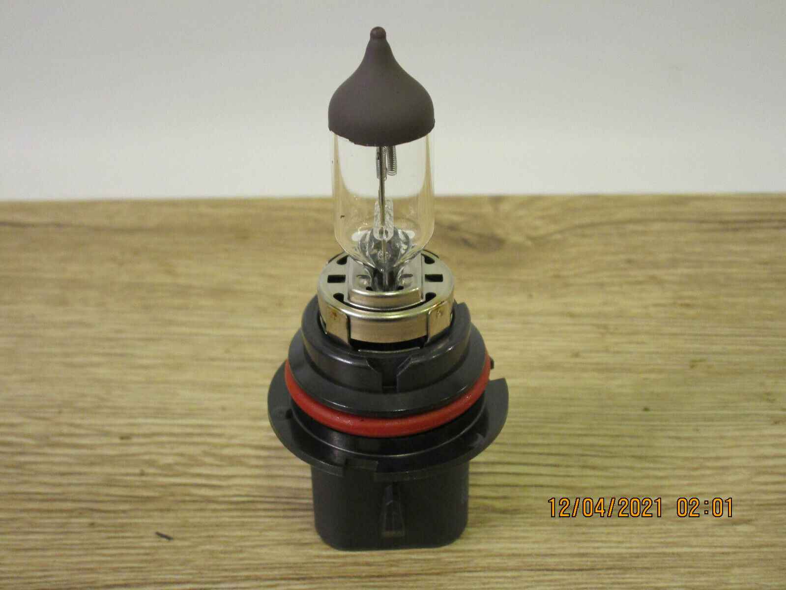Genuine Mitsubishi OEM MS820973 Headlamp Bulb Philips 9007 Genuine Mitsubishi OEM MS820973 Headlamp Bulb Philips 9007