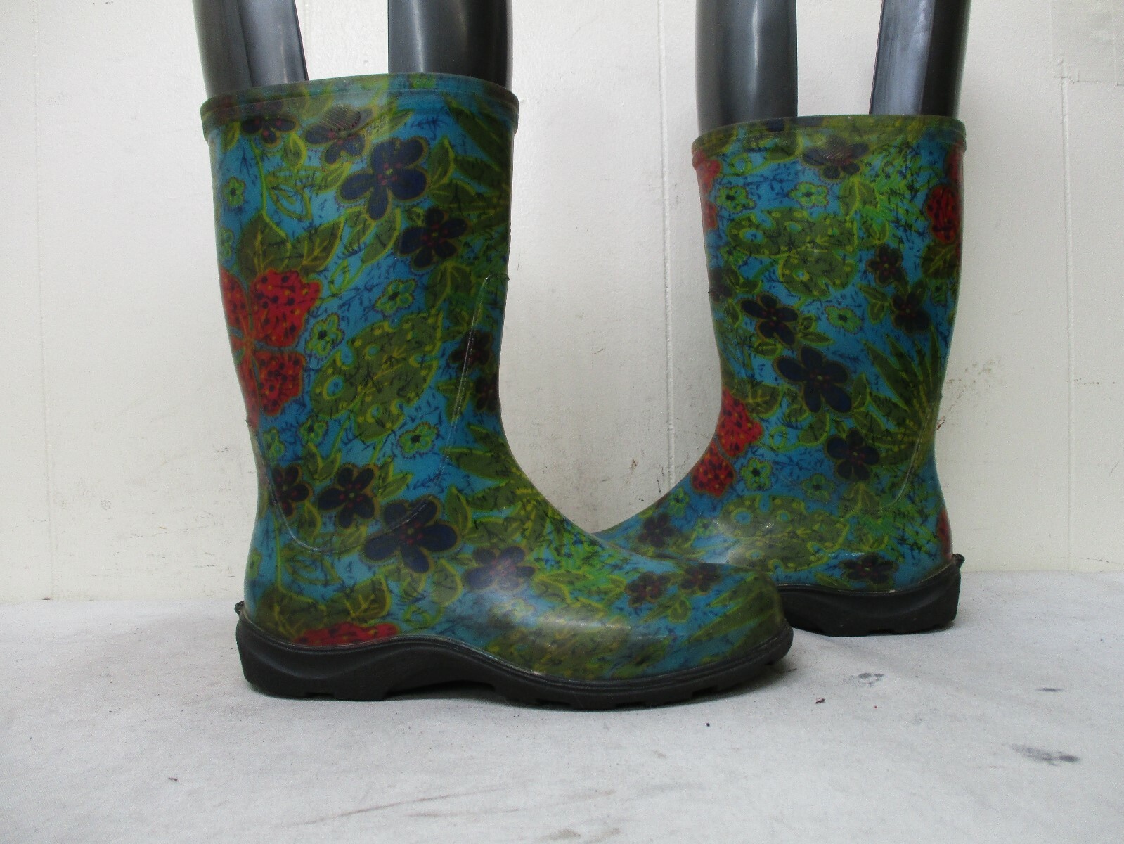 Womens Size 7 Usa