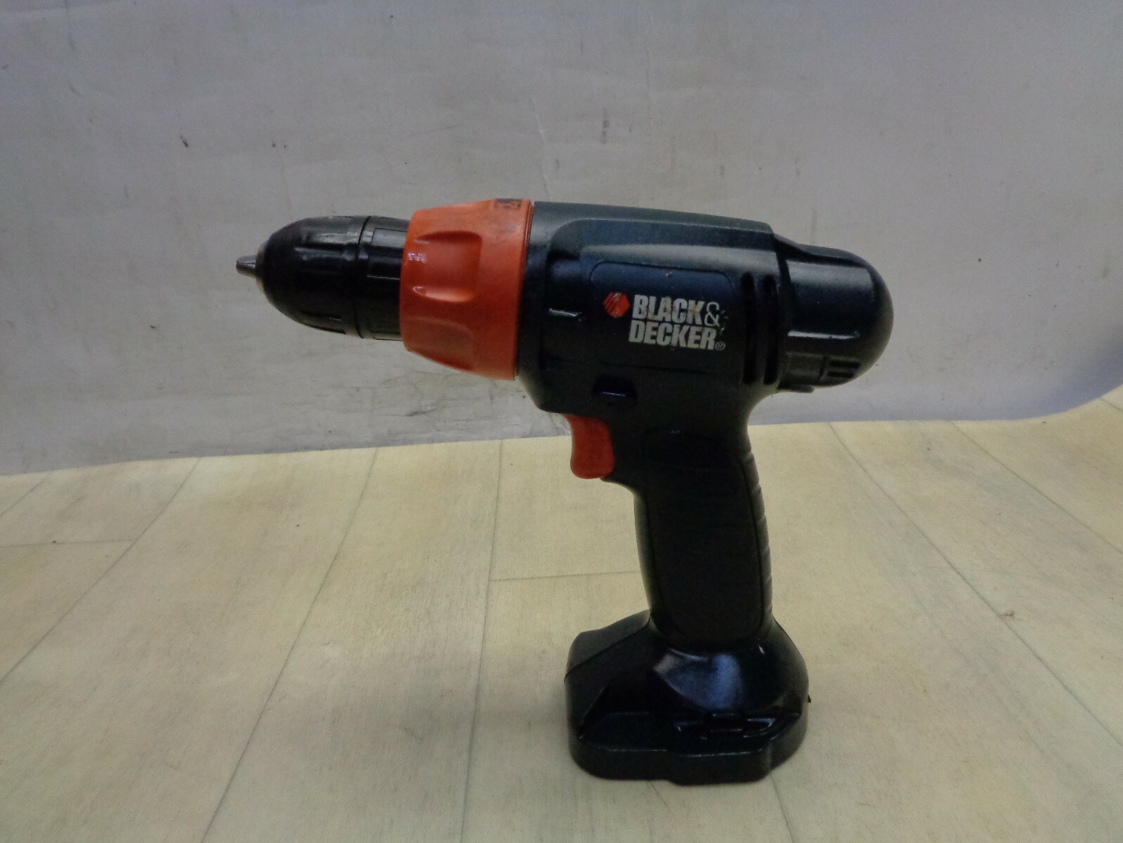 Black&Decker CD12C  Akku-Bohrschrauber Akkuschrauber Akkubohrer 