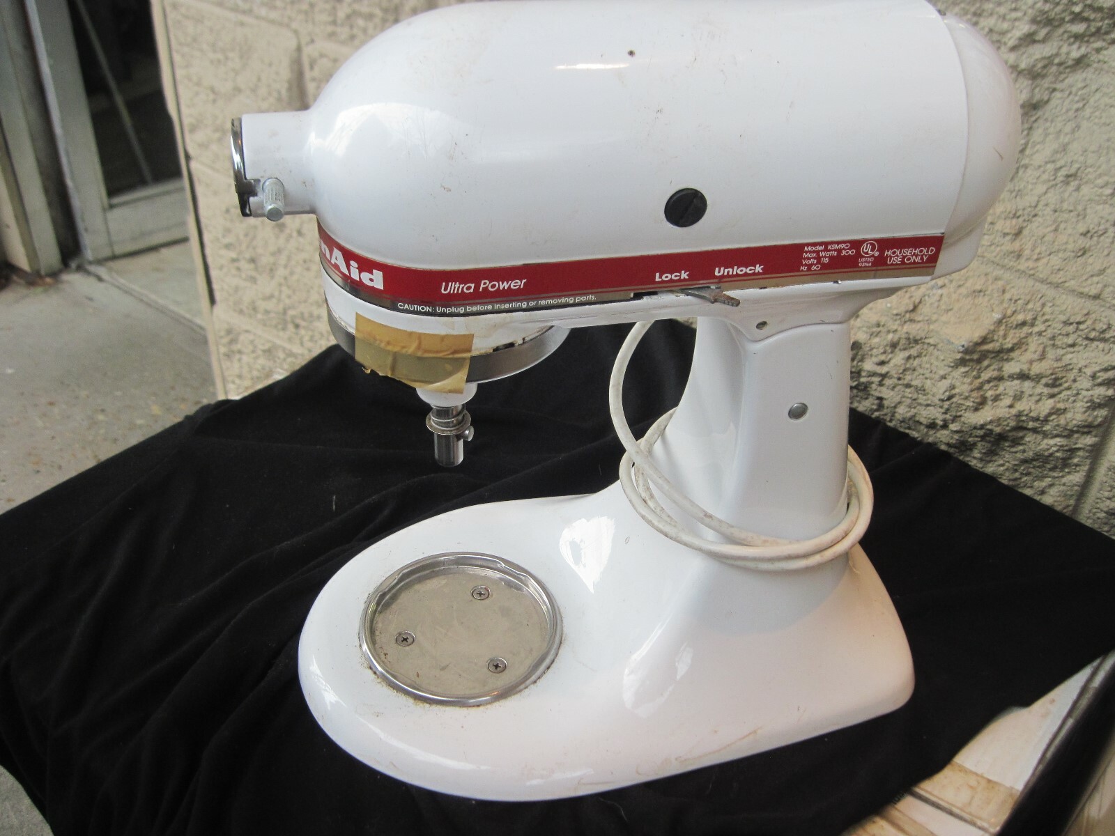 KitchenAid KSM90 300W Stand Mixer   (PARTS ONLY, NO BOWL)
