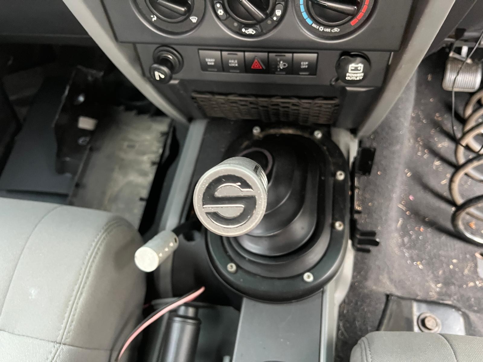 2009 Jeep Wrangler - thumbnail 6