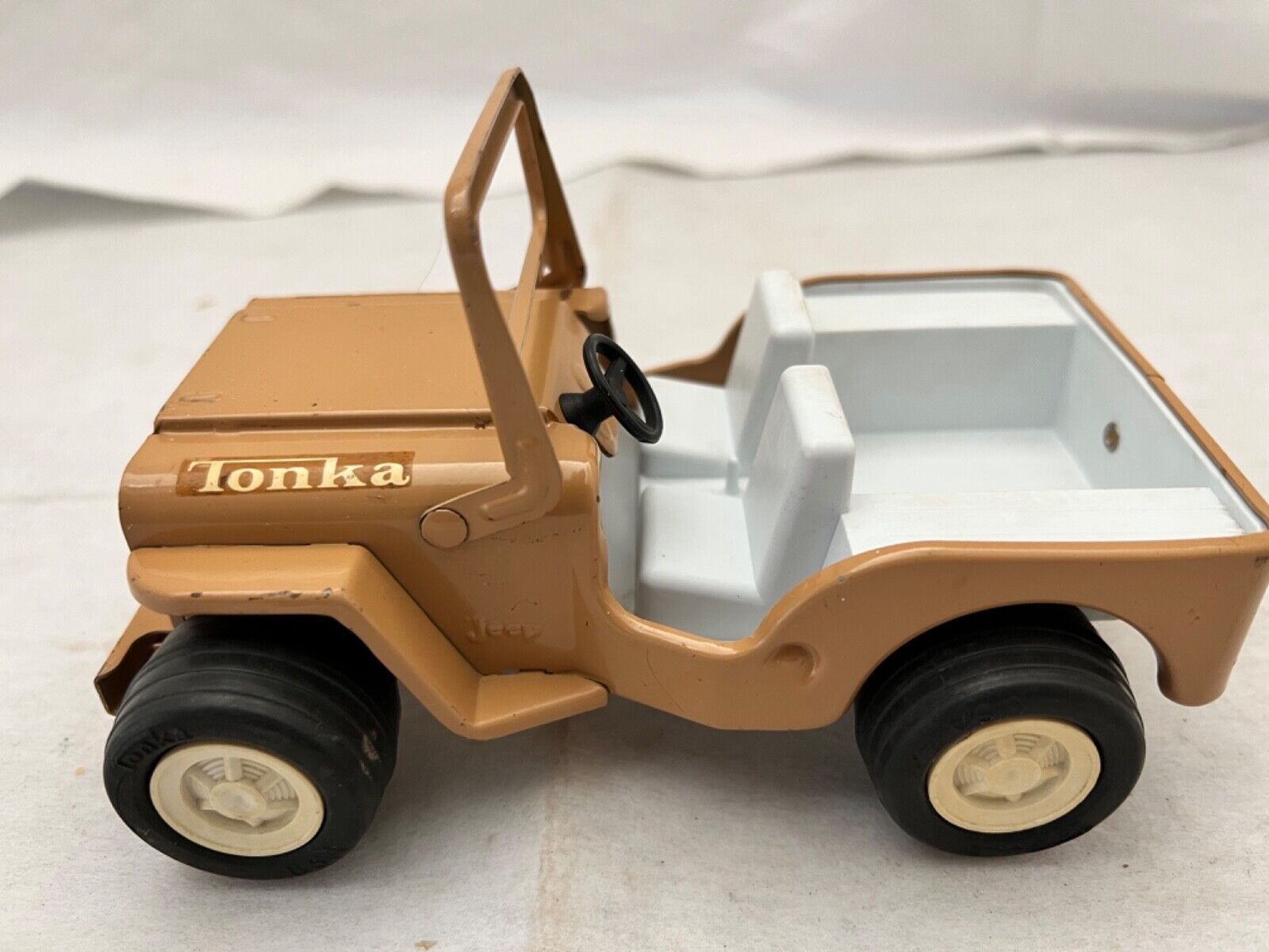 Vintage Tan Metal Tonka Jeep Toy | eBay Vintage Tan Metal Tonka Jeep Toy | eBay