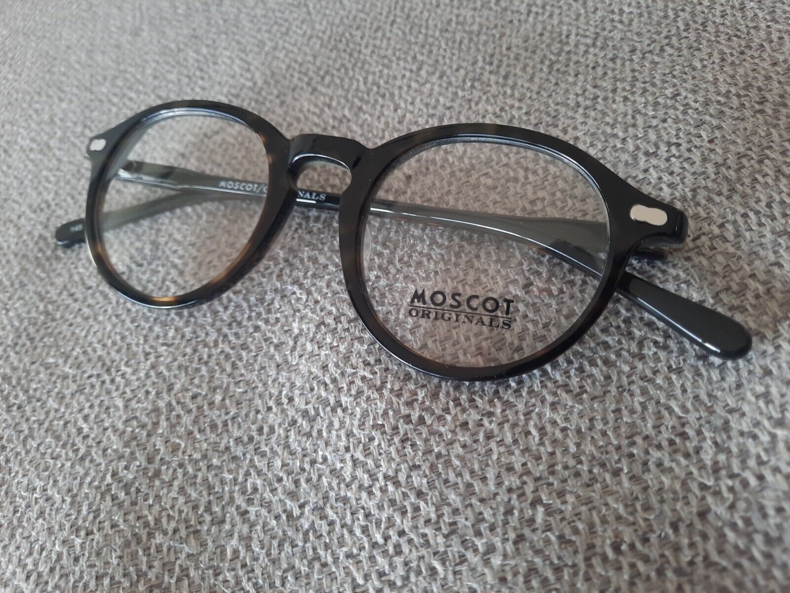 MOSCOT Originals NYC ROUND Eyeglasses Model MILTZEN Color MOSCOT Originals NYC ROUND Eyeglasses Model MILTZEN Color