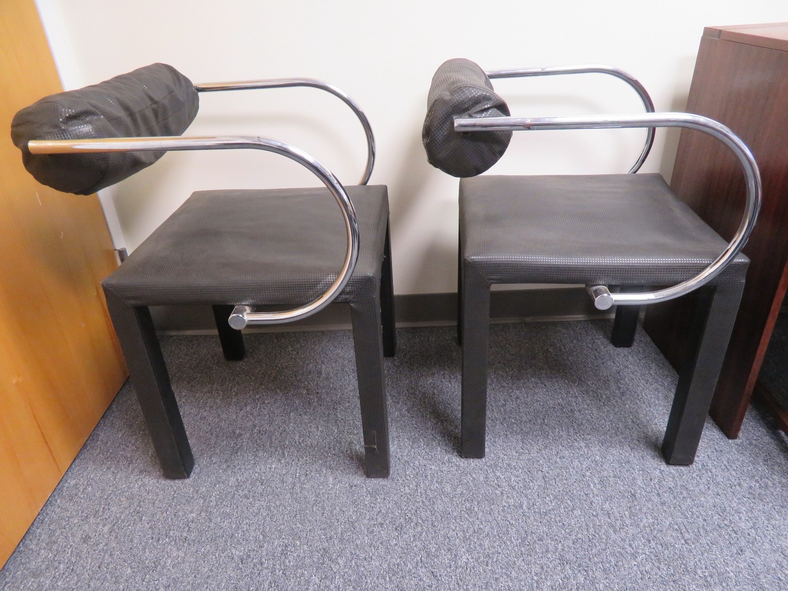 Pair of 2 Vintage Paolo Piva Arcadia B&B Italia 1980's MCM-Style Black Chairs