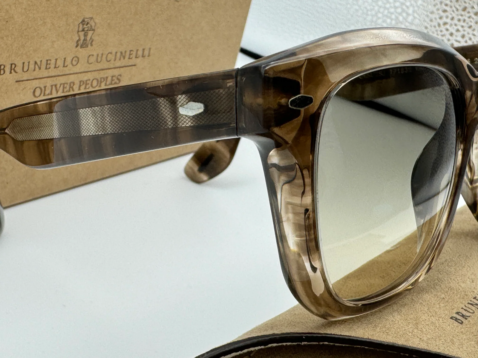 Pre-owned Oliver Peoples Ov 5472su Filu' 50mm 171832 Taupe Smoke/shale Gradient Sunglasses
