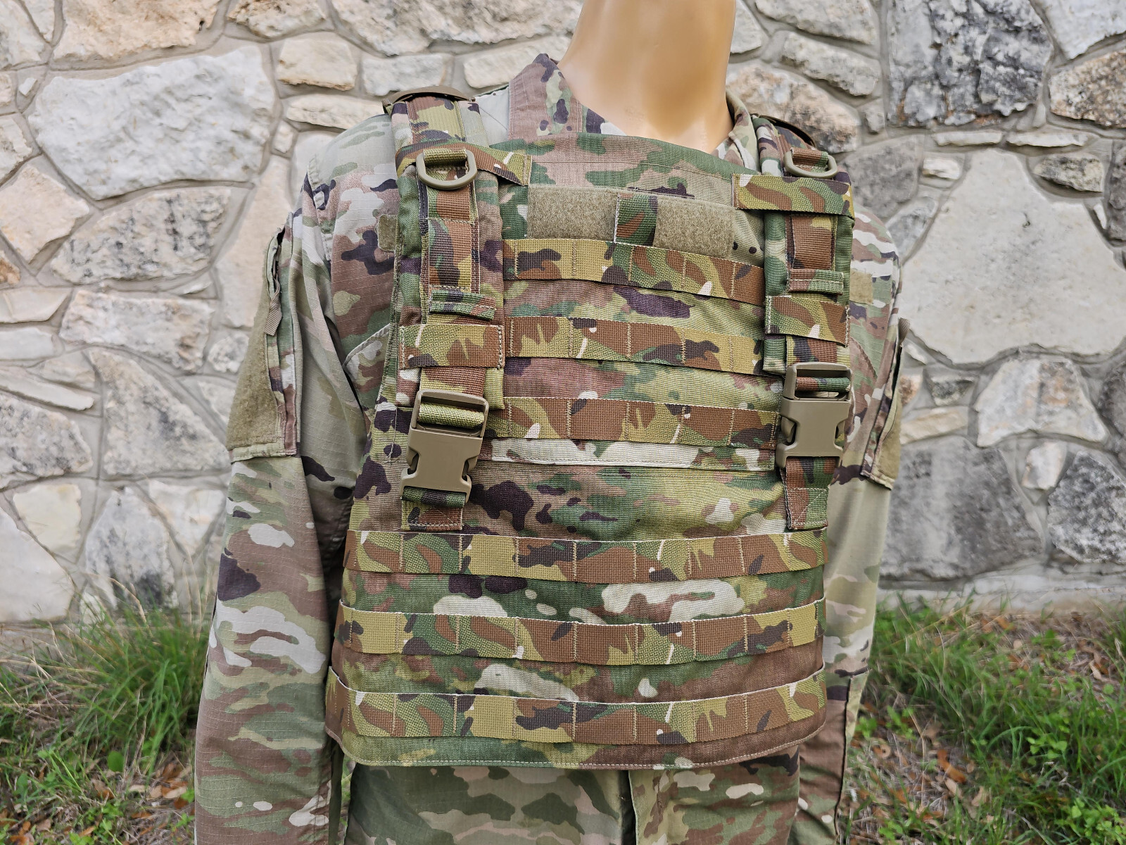 米陸軍空軍ハイドレーションセットMOLLEII ocp w2迷彩2014年官給品 米陸軍空軍ハイドレーションセットMOLLEII ocp w2迷彩2014年官給