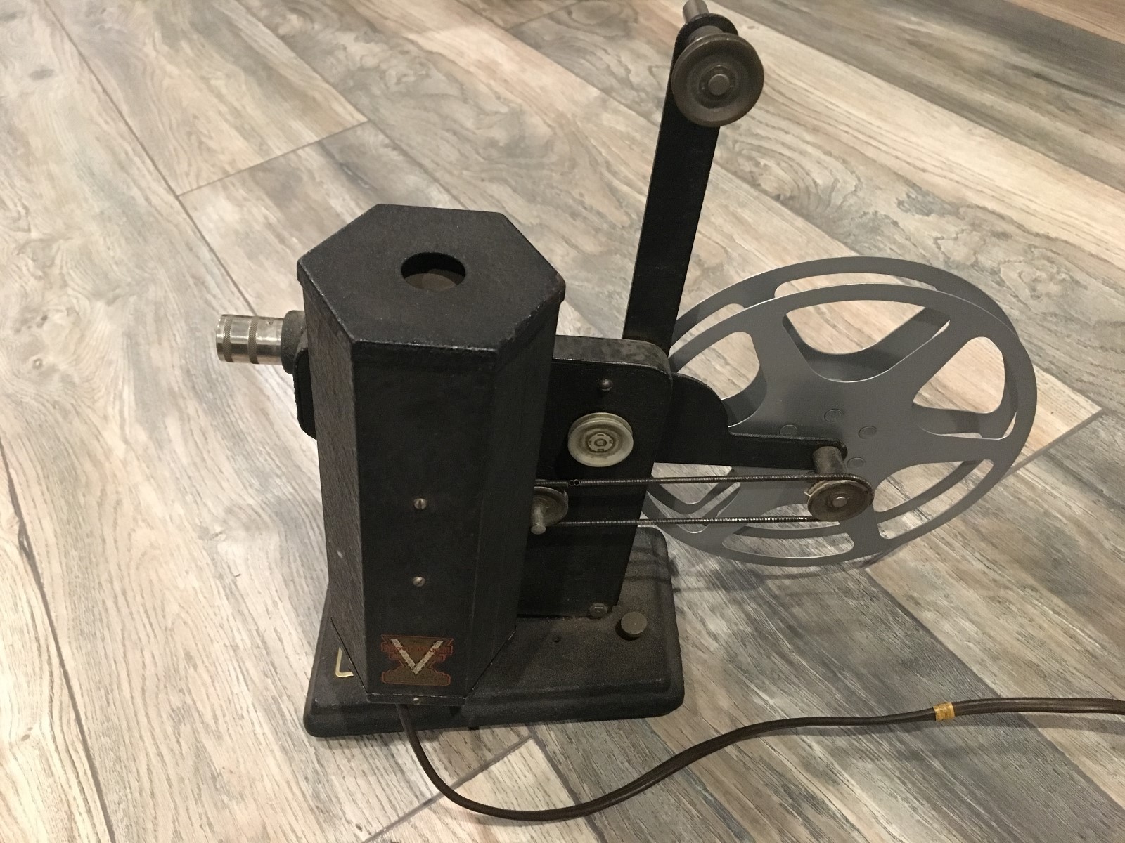 Vintage 8mm The VitaScope Model A Hank Crank Projector The Movie Maker