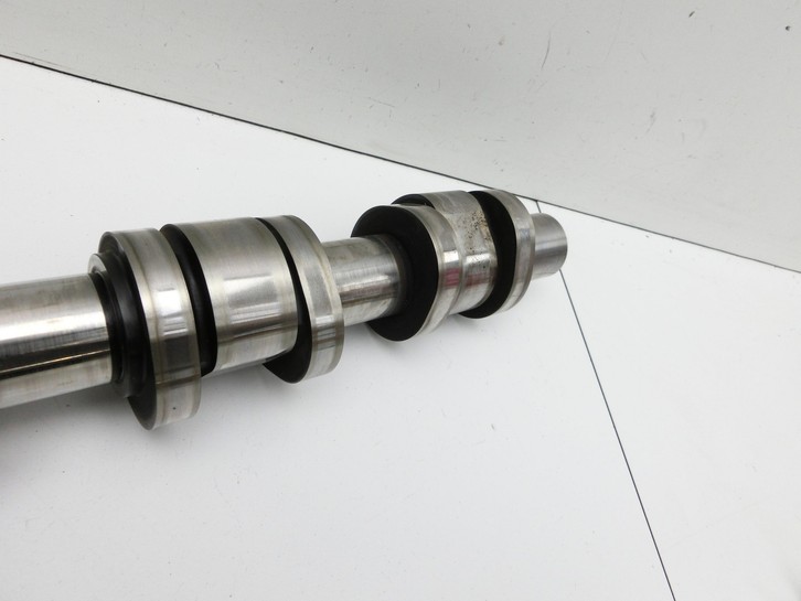 Audi A4 8E B7 04-08  2,0 96KW BRE Nockenwelle Auslass Audi A4 8E B7 04-08 28.03.2007 03G109102C gebraucht Vorschau 3