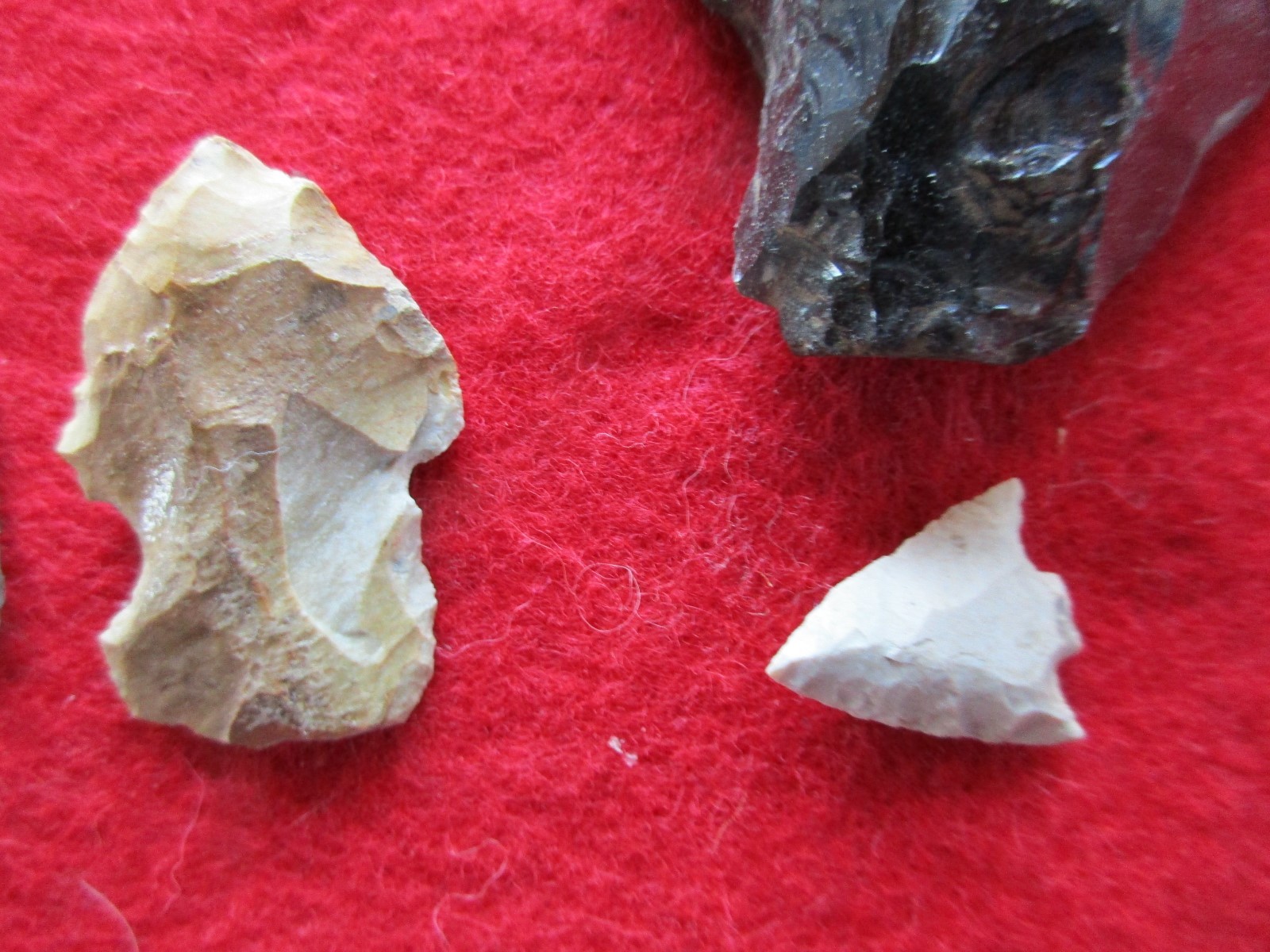 NICE GROUP OF 10 ARROWHEADS, VARIETY OF TYPES & SIZES,   #WHA-0113