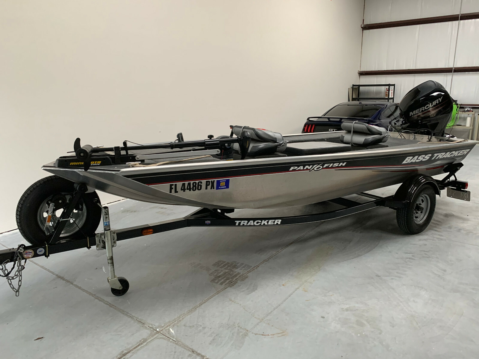 Tracker Panfish 16 w/40 HP Mercury Outboard