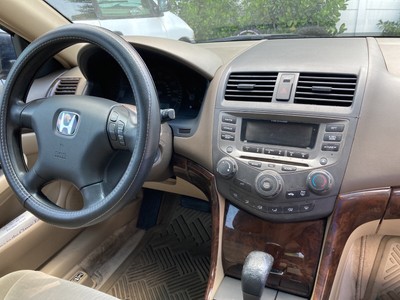image 3 of interior