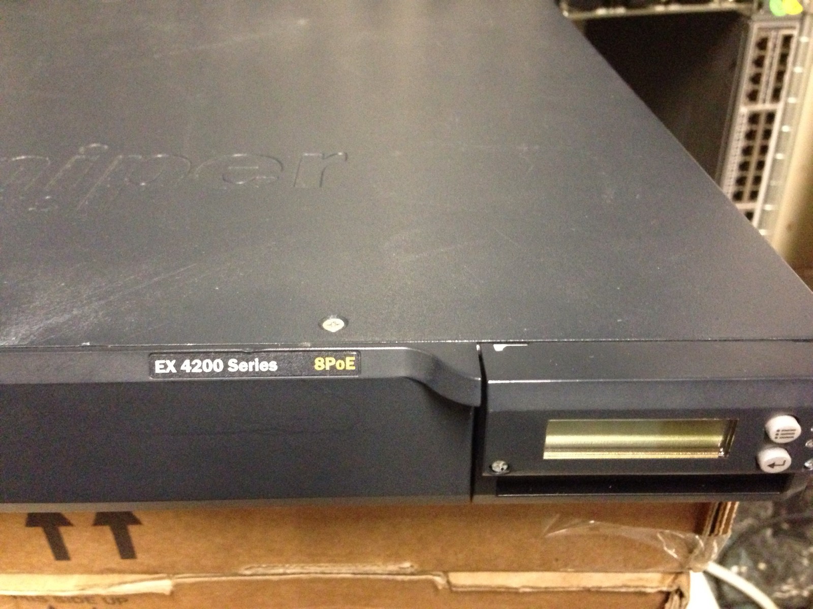Juniper Networks EX4200-24T 24-port 10/100/1000BASE-T 8 PoE Switch + AC PSU