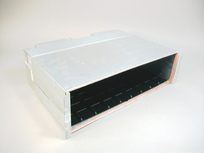 NetApp 9-Slot SAN Array XL401R-FJF-02D Empty Chassis - USED