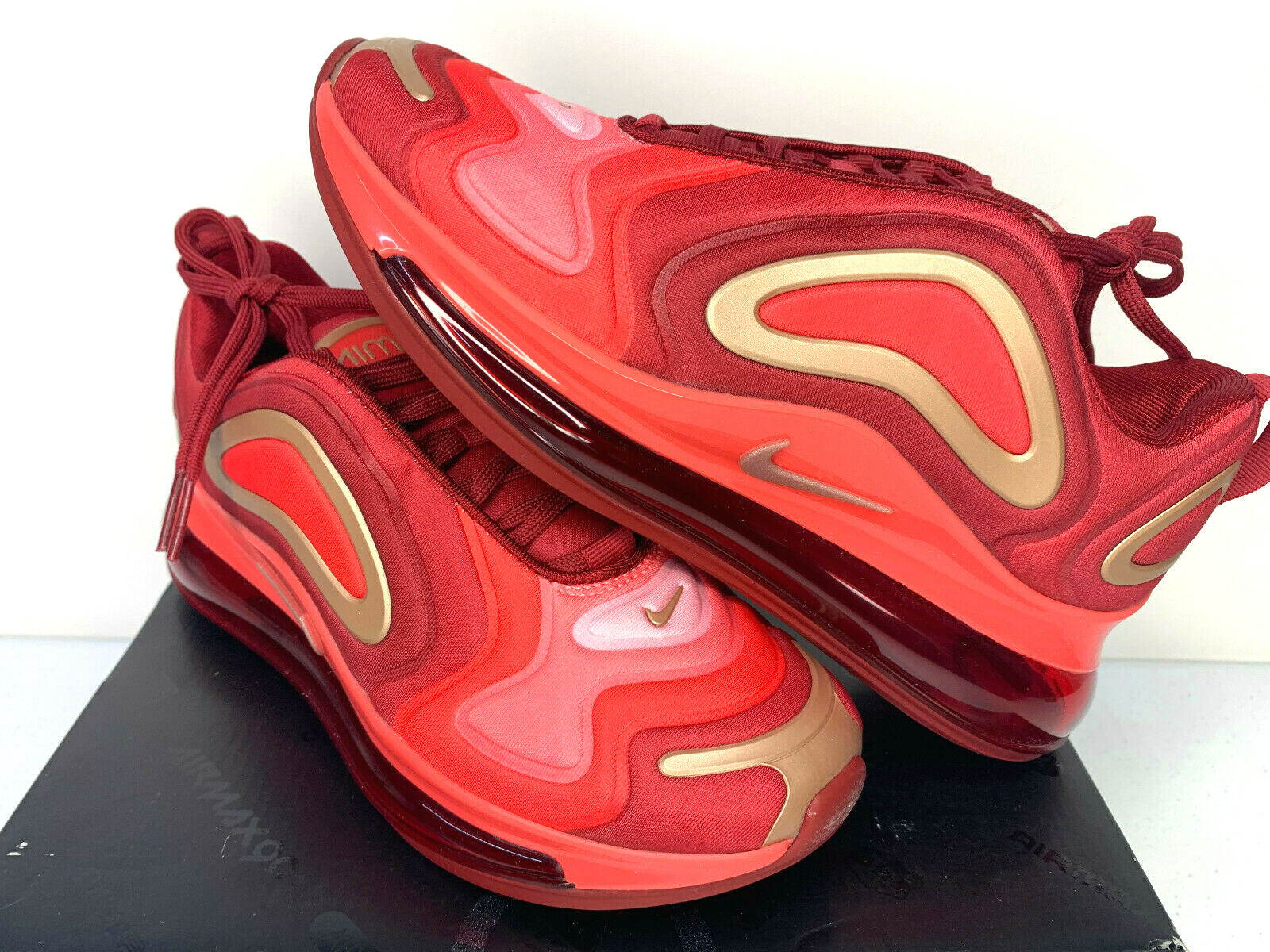 nike star runner red