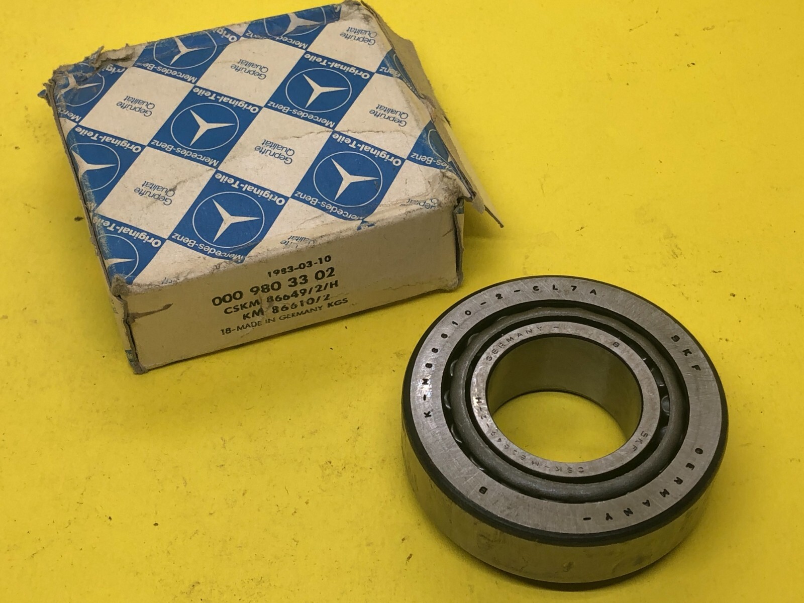 【メル11883④】 Mercedes W107 W126 W124 Differential Pinion Bearing