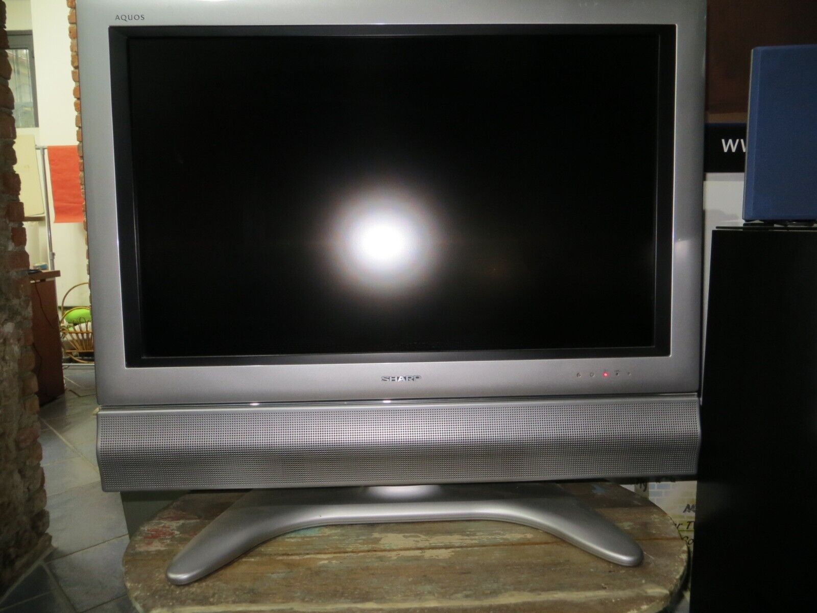 SHARP Aquos mod. LC 30 AD1E - TV 30 SHARP Aquos mod. LC 30 AD1E - TV 30