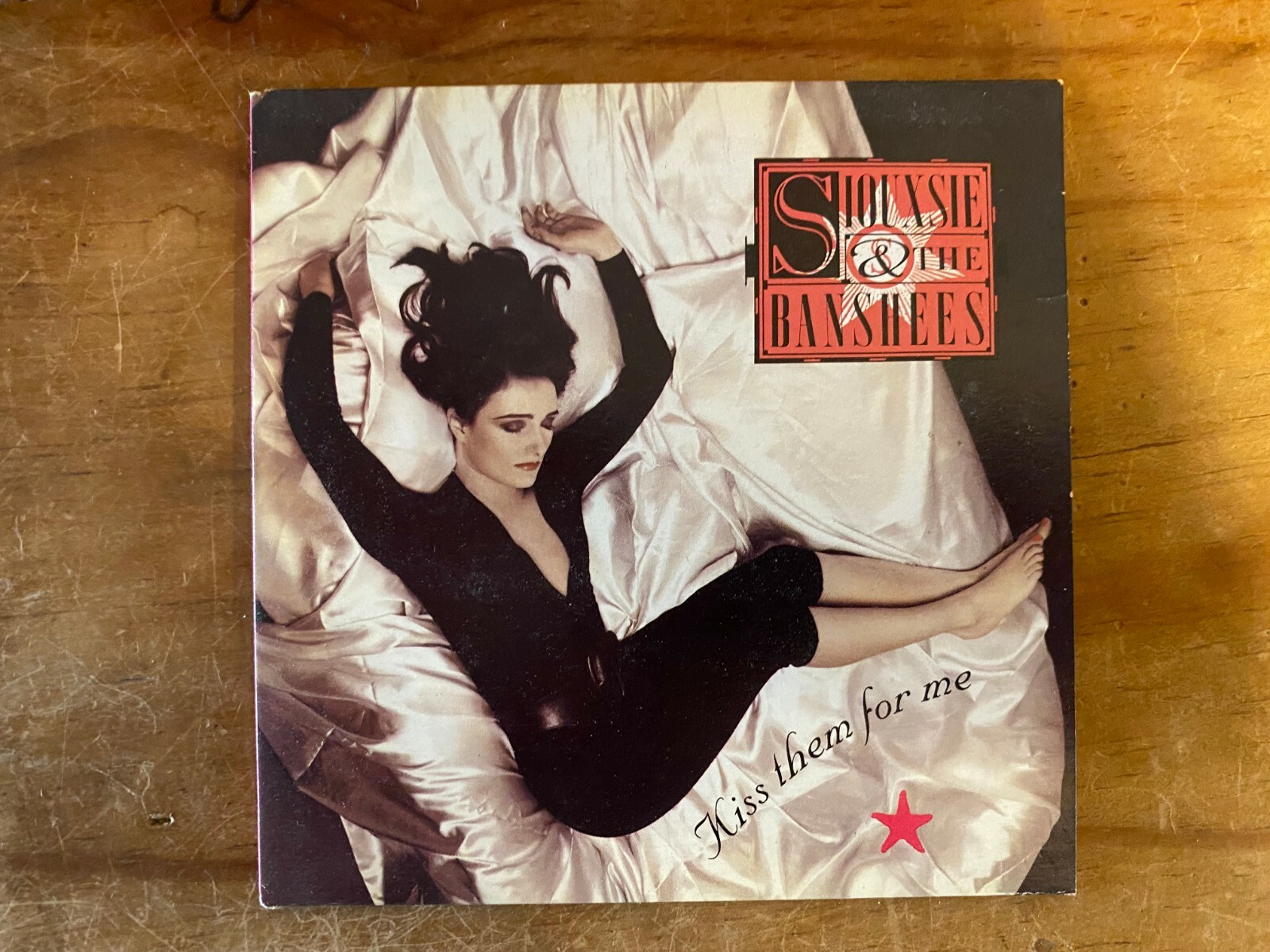 帯付日本盤LP Siouxsie and the Banshees Kissin 帯付日本盤LP Siouxsie and the Banshees Kissin Siouxsie And