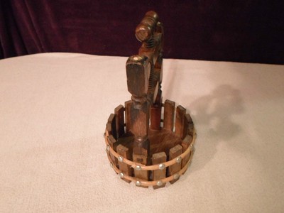 Solid Wood Well & Nut Cracker/Plant Pot Planter Christmas Wishing Decoration 10