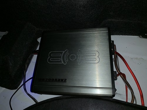 belva subwoofer 10 Inch Grest Conditon COMES WITH ALL WIRES AND AMPLIFER