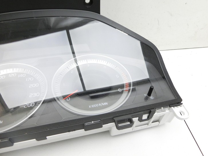 Volvo V60 D4 10-13 2,0d 120KW Kombiinstrument Tacho Volvo V60 D4 10-13 24.03.2011 36001834 69399-870U 36000918... Vorschau 3