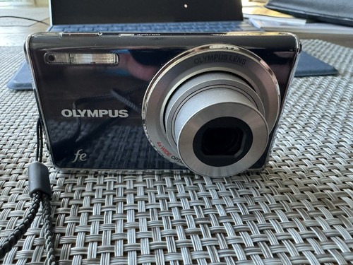 デジカメ 本体 OLYMPUS FE-4010 現状品 バッテリー3個付 Olympus