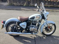 2025 Royal Enfield CLASSIC 350 E5