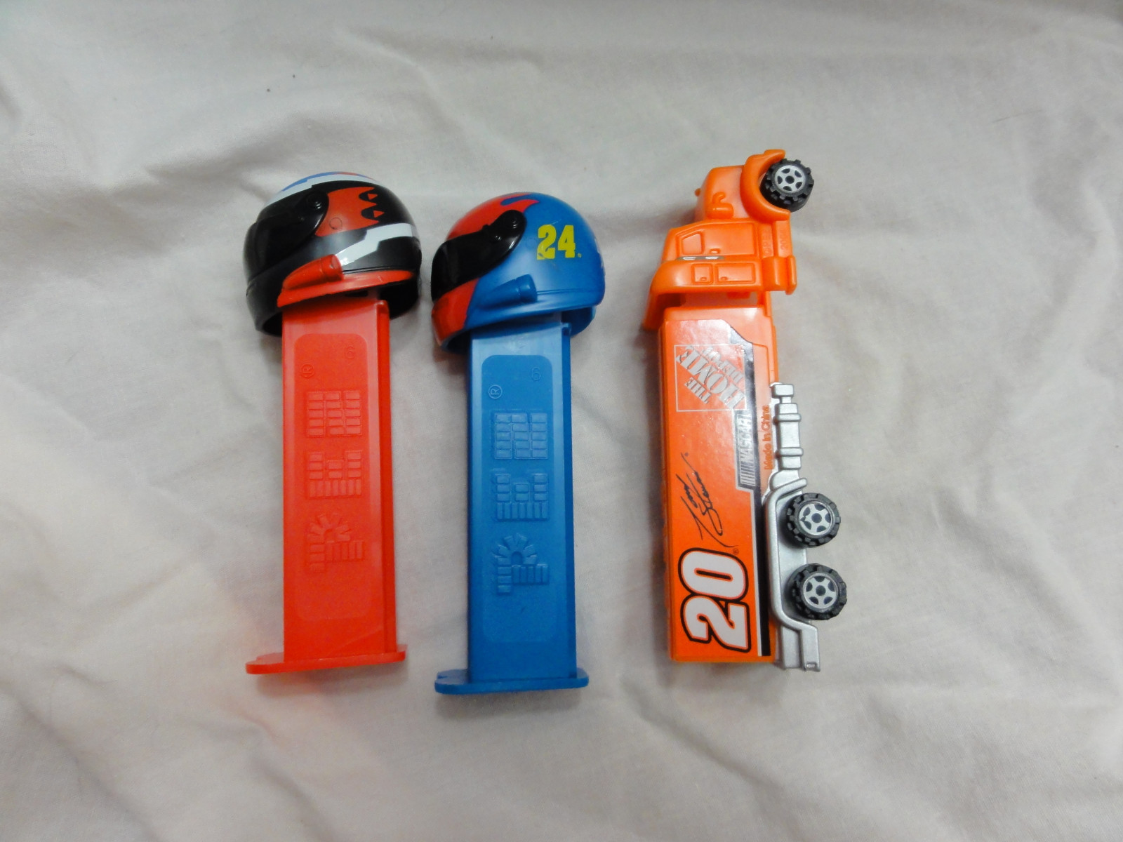 Pez Lot 3 NASCAR Helmets: Kasey Kahne #9, Jeff Gordon #24 HAULER Home Depot #20