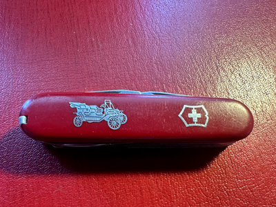 Victorinox automobile 2025