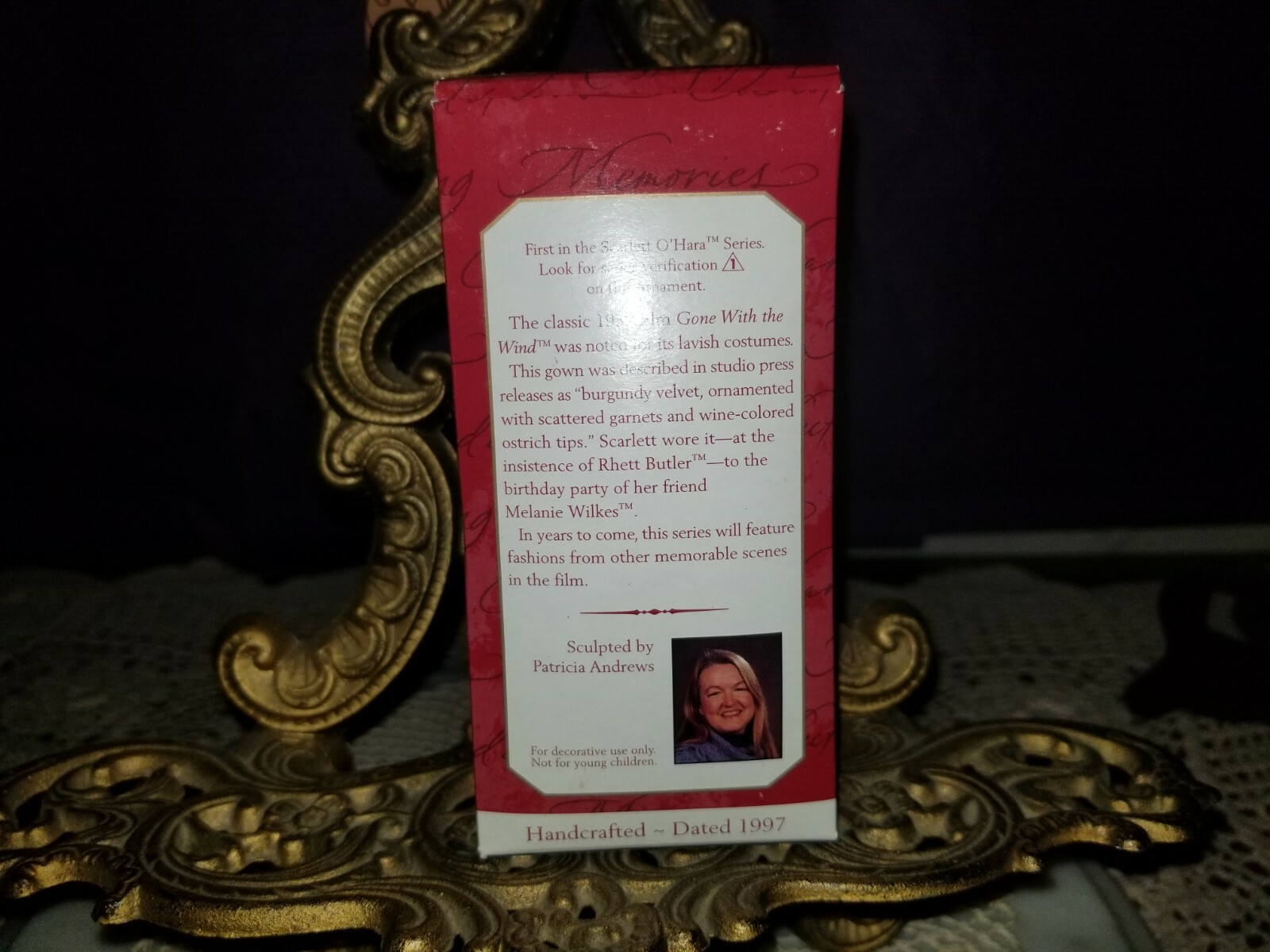 HALLMARK ORNAMENT SCARLETT OHARA 1997 GWTW 