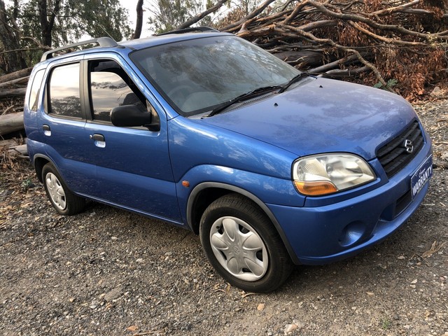 Suzuki ignis 2001
