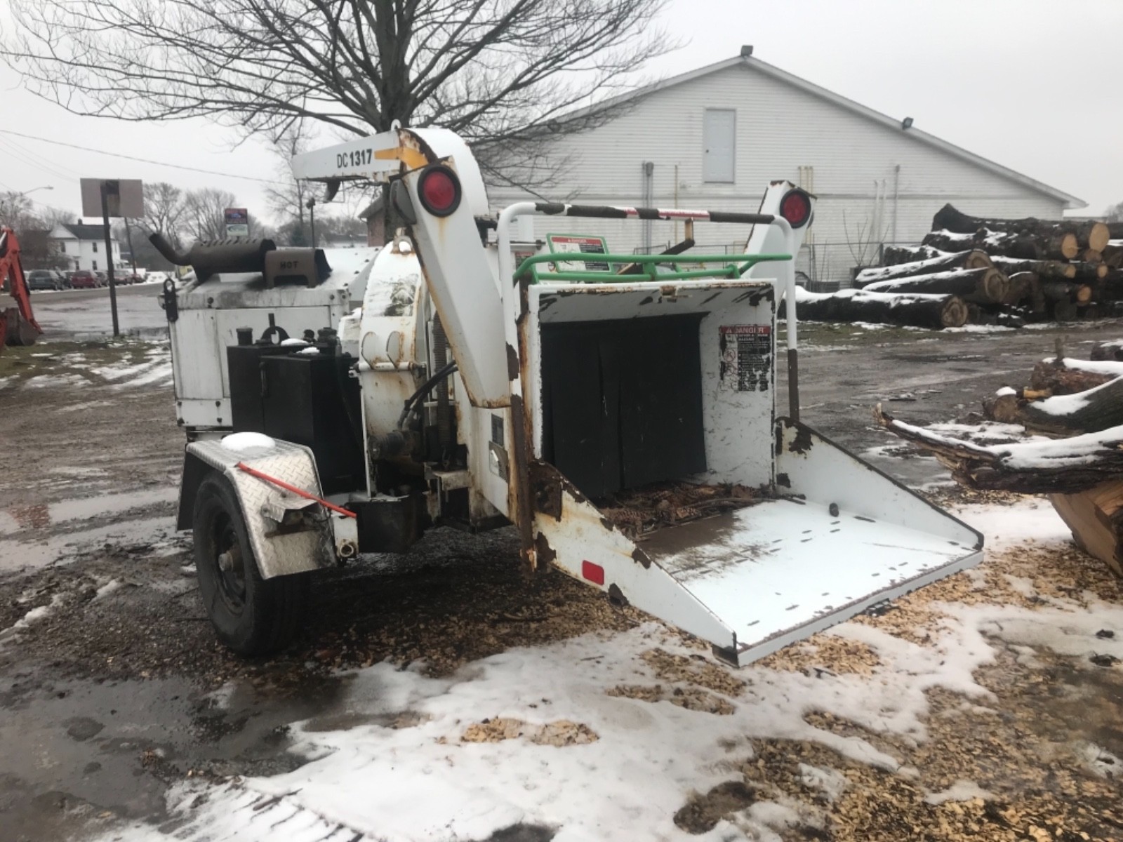 2010 altec brush chipper kubota diesel