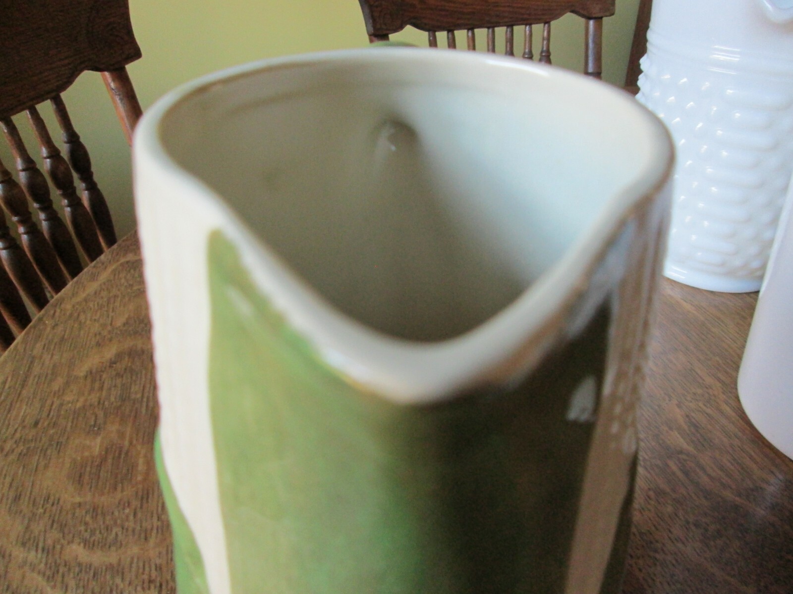 Vintage Shawnee Pottery White & Green Corn King #71 Tall Water Pitcher